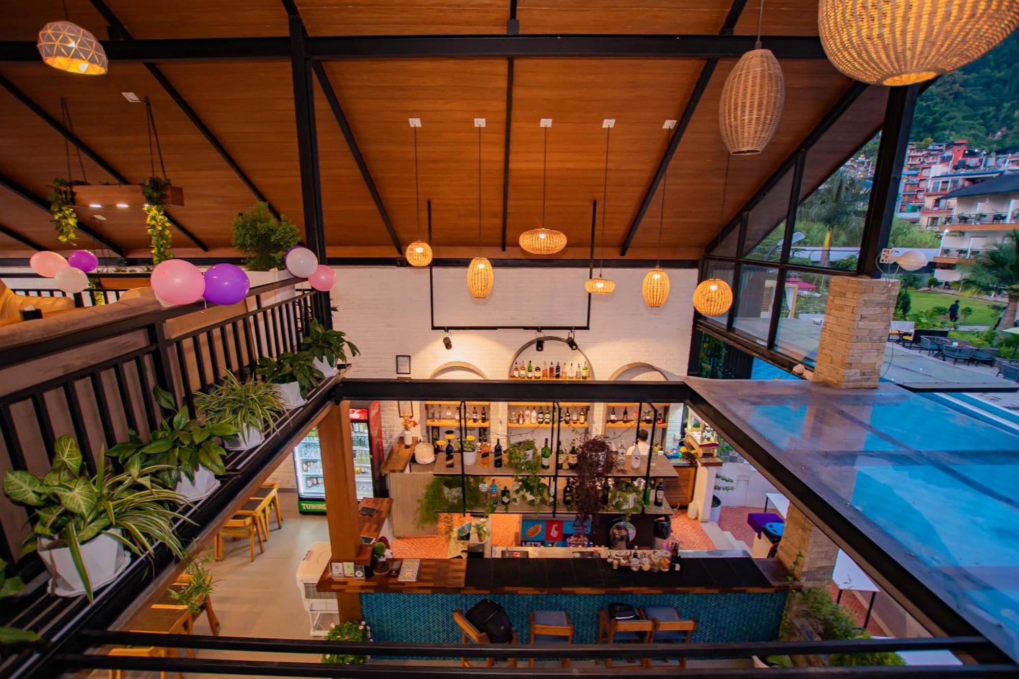 Majestic Lake Front Hotel & Suites Pokhara Exterior foto